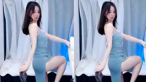 虎牙安妮 短裙加特林，诱惑动作~