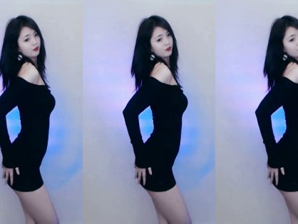 【YY订制福利】心er 热舞视频 ♥短裙抖臀诱惑，身材一级棒♥