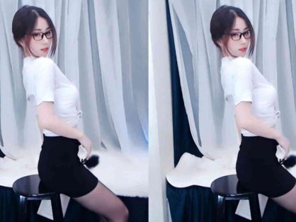 虎牙 安妮 热舞视频 ♥OL黑丝诱惑舞蹈~♥