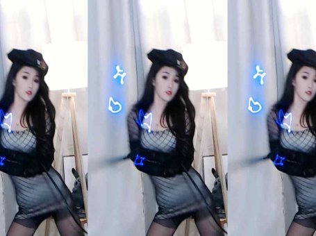 虎牙 江冉冉 热舞视频 ♥黑丝电臀加特林，不多说了，懂得都懂♥