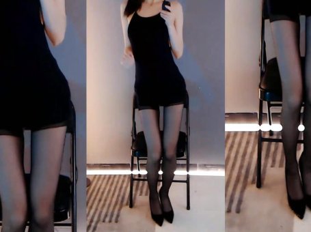 【虎牙订制福利】小沫沫 热舞视频 ♥黑丝高跟美足诱惑♥