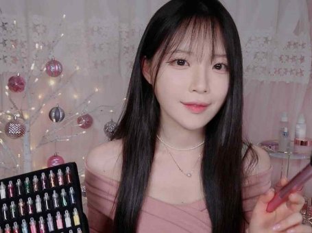 ASMR(Sub✔)请来接受可爱的冬季妆容❄（升级后的专业手法和后期录音）