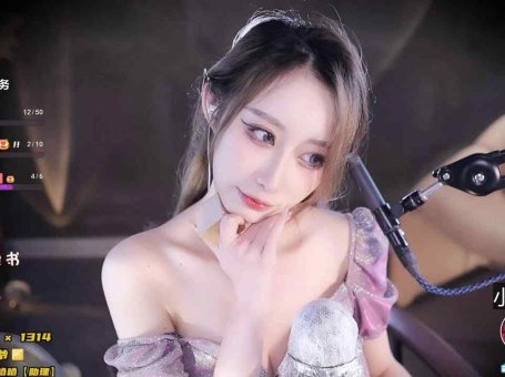 ASMR 女友的夜晚放松耳疗 | 周童潼