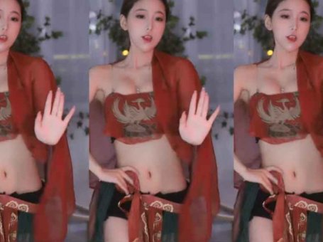 斗鱼 啵啵大柚子/mikaaaaaan  擦玻璃