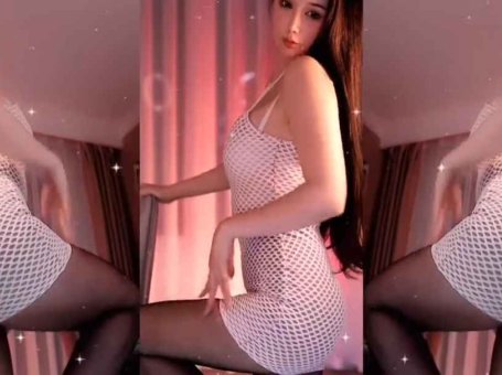 虎牙 Yz丶是理理吖 包臀裙大威天龙 多机位