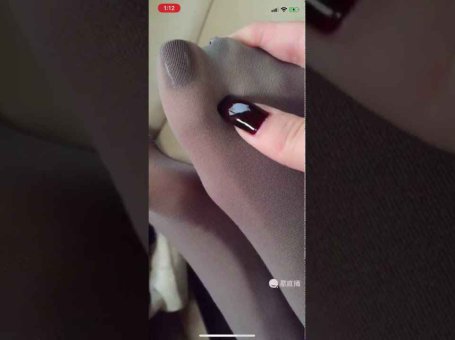 足控福利 第一视角的丝袜，香吗？