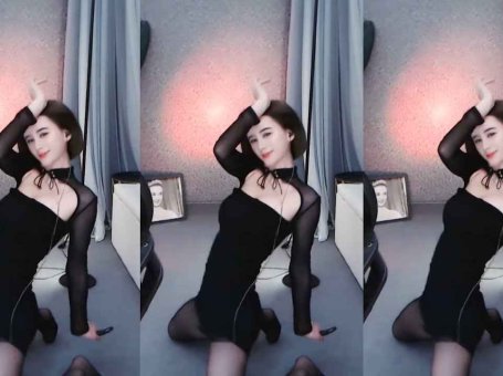 虎牙主播热舞 月月王  ♥黑丝热舞热舞诱惑，清纯又性感♥