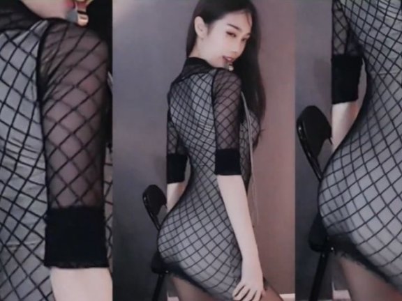 虎牙 清妍 热舞视频 ♥黑丝翘臀哨子舞，她好喜欢臀部特写~♥