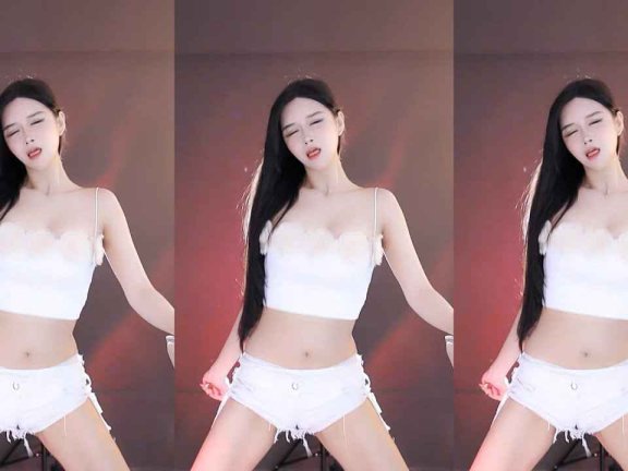 网易cc 小恩雅 露乳贴劲爆加特林 波涛汹涌