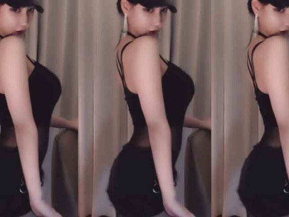 斗鱼主播热舞 Minana ♥连体黑丝加特林，前凸后翘才是王道♥