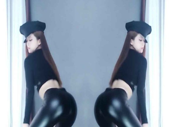 虎牙 猫的二十二 热舞视频 ♥紧身皮裤，翘臀诱惑♥ 这紧致的包裹感