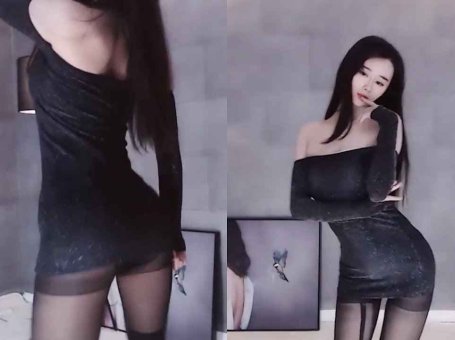 虎牙 艺嫣 热舞视频 ♥小蛮腰蜜桃臀，黑色丝袜勾你魂♥ 丝袜挺别致啊，但是好像露底了