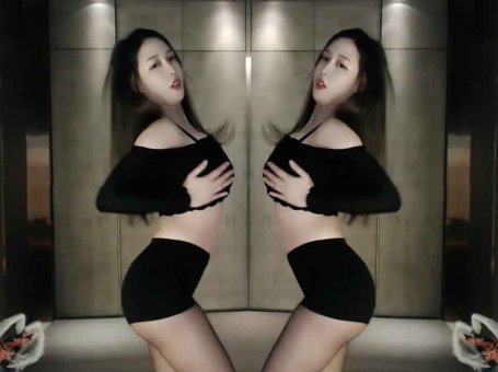 斗鱼 Minana 热舞视频 ♥前凸后翘的身材配上黑丝火辣热舞♥ 这个身材这个舞姿，我一滴也没有了