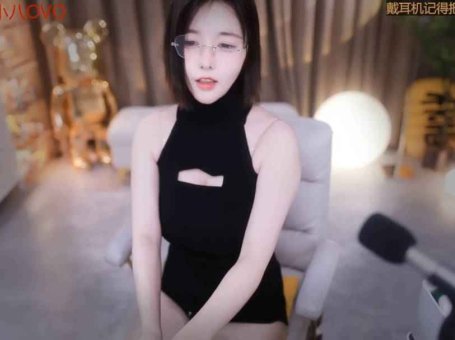ASMR 耳朵按摩和耳朵清洁 | 傲娇的喵小八