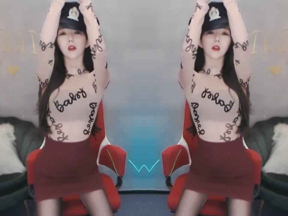 虎牙 RDVIKI 热舞视频 ♥黑丝红裙透视上衣，火辣热舞诱惑不断♥ 这个女主播，必冲！