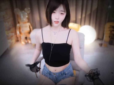 ASMR 女友舒服的耳部按摩 | 傲娇的喵小八