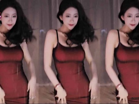 虎牙主播沪娱、小酒小号直播热舞～抖胸抖臀黑丝吊带～