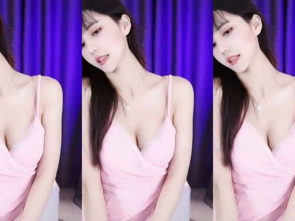 网易cc尤物主播芝士宝宝诱惑热舞～疯狂抖胸揉奶、特别诱惑～你肯定顶不住～