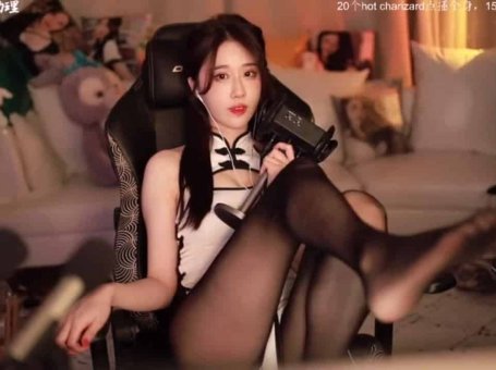 ASMR 放松触发音，耳朵按摩 | 轩子巨2兔