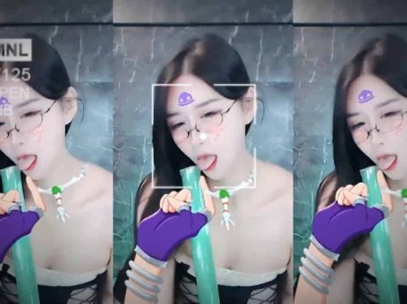 网易cc大奶尤物主播小恩雅热舞混剪～疯狂抖胸 高潮脸表情舞 给你口 x暗示满满