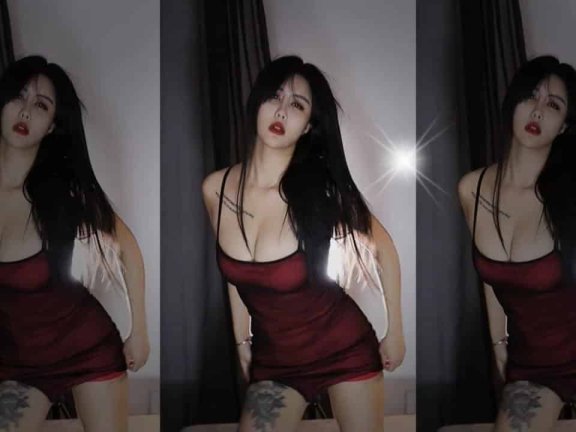 网易CC大奶主播欧尼酱娇喘热舞～奶好软，抖胸抖臀～很诱惑～