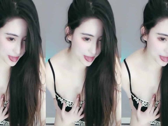 虎牙主播苏樱857热舞～吊带漏大半个奶～疯狂抖胸抖臀～很大很软～