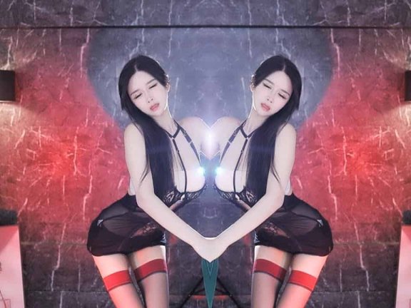 网易cc尤物主播小恩雅～情趣ny➕黑丝～表情舞～开局先戴痛苦面具～