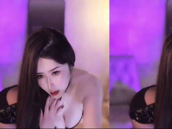 虎牙极品尤物主播猫崽崽～sm皮衣套装～漏大半个胸，差点抖奶抖出来了～01.08正片开始～