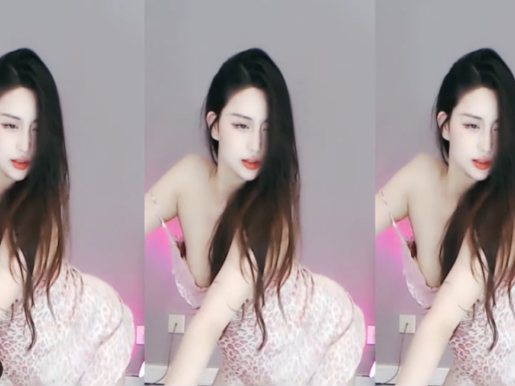 虎牙丶苏樱 大招混剪合集