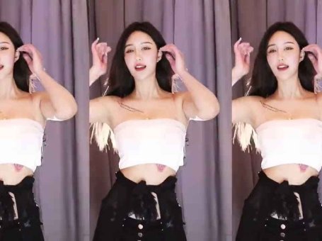 网易CC 依阳Baby 女神巨乳 性感诱惑舞蹈 09