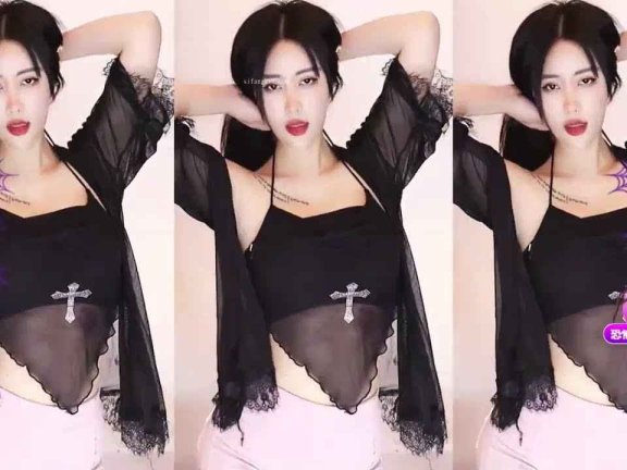 网易CC 依阳Baby 女神巨乳 性感诱惑舞蹈 03