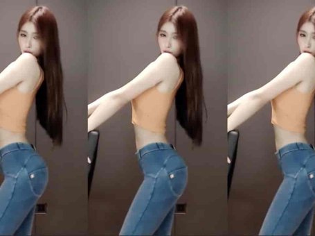 虎牙 晴小兔呢 女神身材YYDS紧身牛仔小吊带