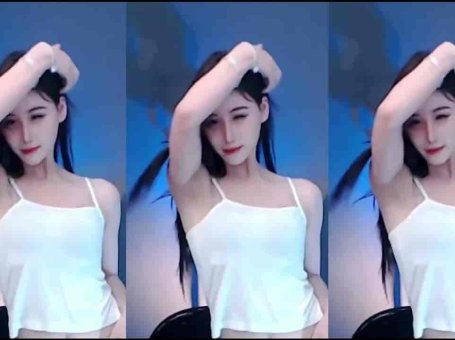 虎牙 啵啵超Q 齐B小短裤吊带热舞