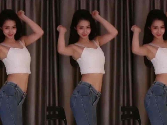 斗鱼 Chance喵 蕾丝小吊带性感牛仔裤