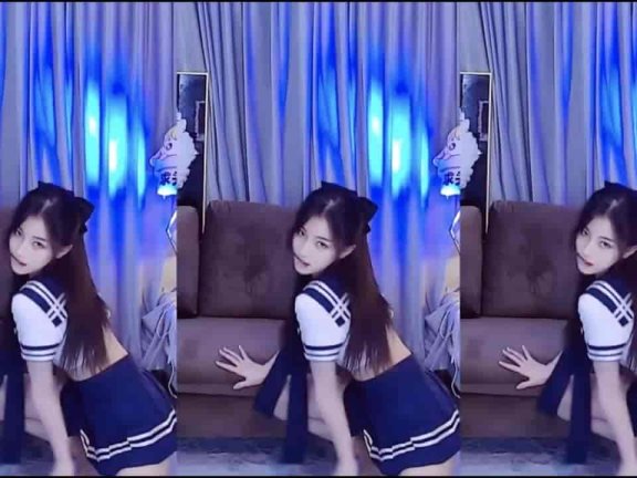 斗鱼 萌七 早期水手服 学生妹 超短裙