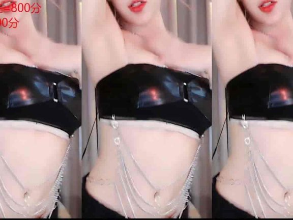 斗鱼 小渔火ya 这是女王还是女奴？