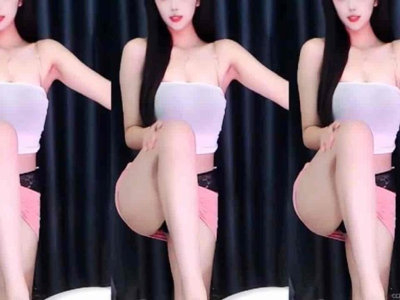 网易cc 奈小喵 性感超短裙 各种高抬腿露黑内 欲仙欲死诱惑慢摇舞