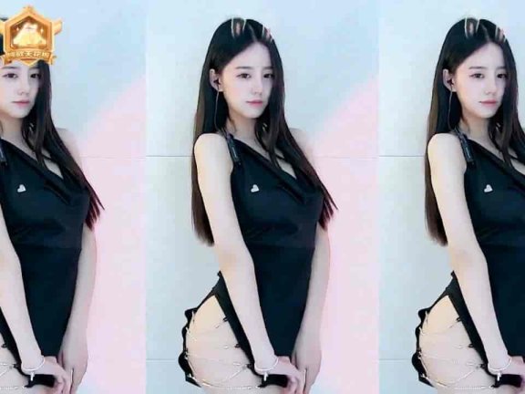 网易CC 雪哥呀、这个高开叉绝绝子